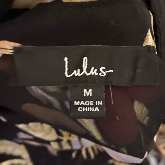 Lulu’s Tropical Swimsuit Coverup - Picture 3 of 3